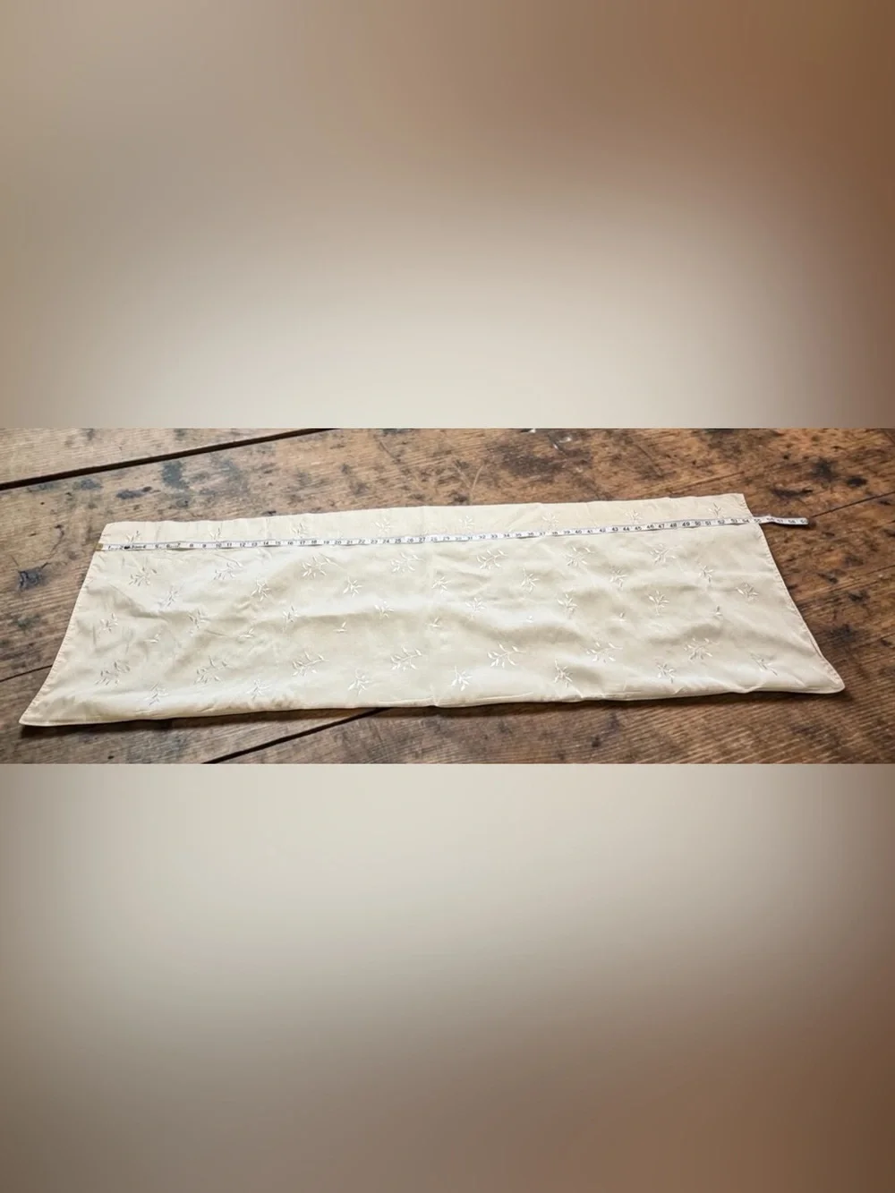 Vintage Ivory Embroidered Lined Window Valance 55